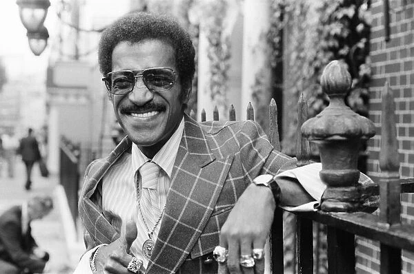 Sammy Davis Jr in the UK for his stage show at the London Palladium