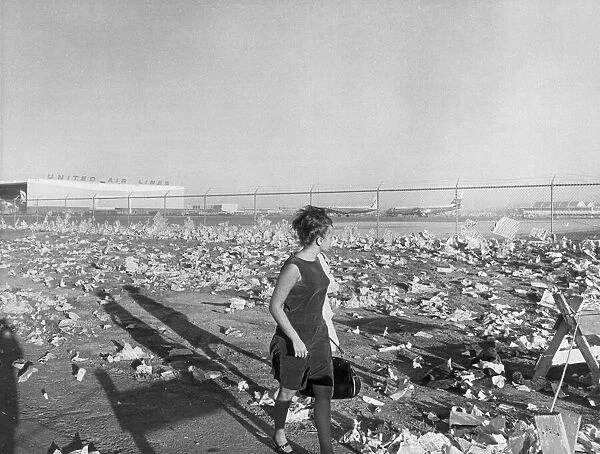 San Francisco airport after 1000 Beatles fans came to see them touch down for the start