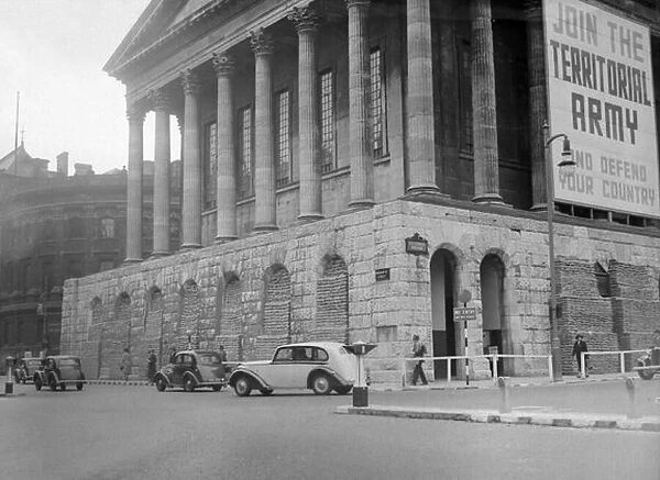 Sandbags surrounding the Town Hall in Birmingham during the war