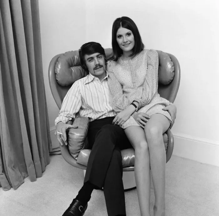 Framed Print : Sandie Shaw with her husband Jeff Banks. 13th September 1969