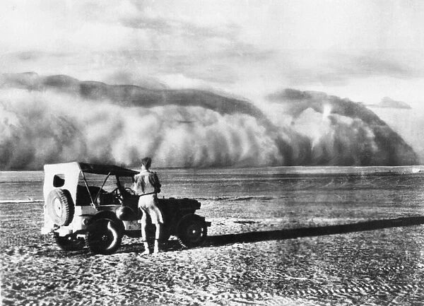 A sandstorm approaching the allied lines in Egypt during the Second World War