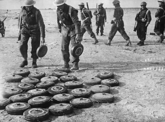 Framed Print : Sappers of a South African Division clearing and making safe enemy mines in the Bardia