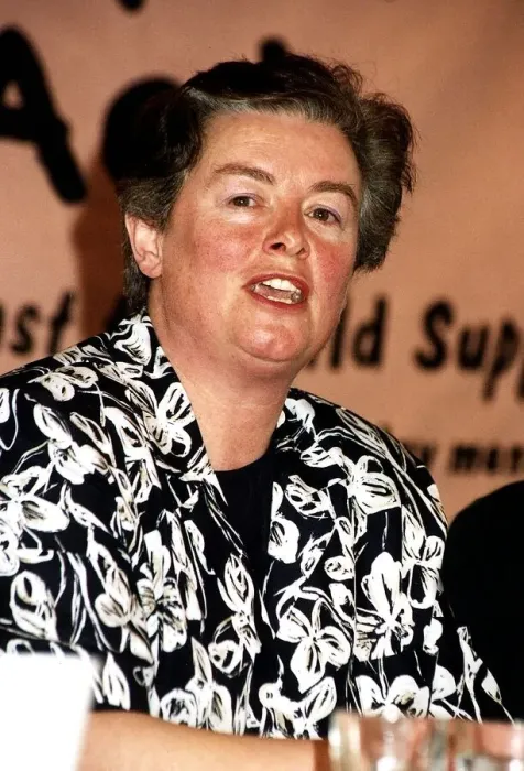 Framed Print : Sara Keays who is known for her relationship with MP Cecil Parkinson in support for Framed Print : Sara Keays who is known for her relationship with MP Cecil Parkinson in support for