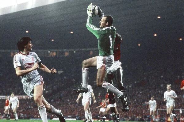 Save by Liverpools goalkeeper, Bruce Grobbelaar. Manchester United 1-1 Liverpool