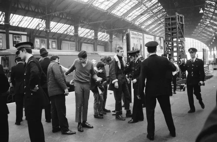 Framed Print : The scene at Brighton railway station where two dozen police officers sorted out Framed Print : The scene at Brighton railway station where two dozen police officers sorted out