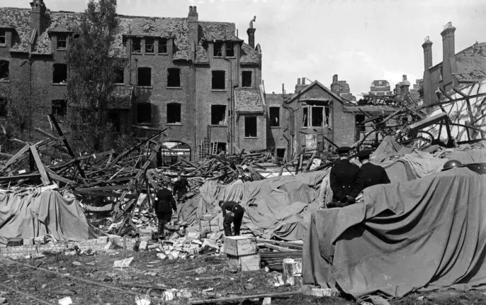 Framed Print : The scene after a pilotless enemy plane crashed and exploded in Streatham, London