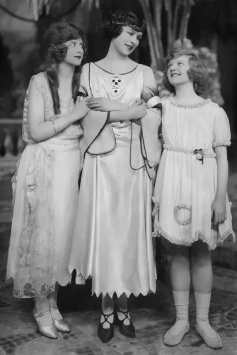 Framed Print : Scene from the play His girl 24th April 1922 Framed Print : Scene from the play His girl 24th April 1922