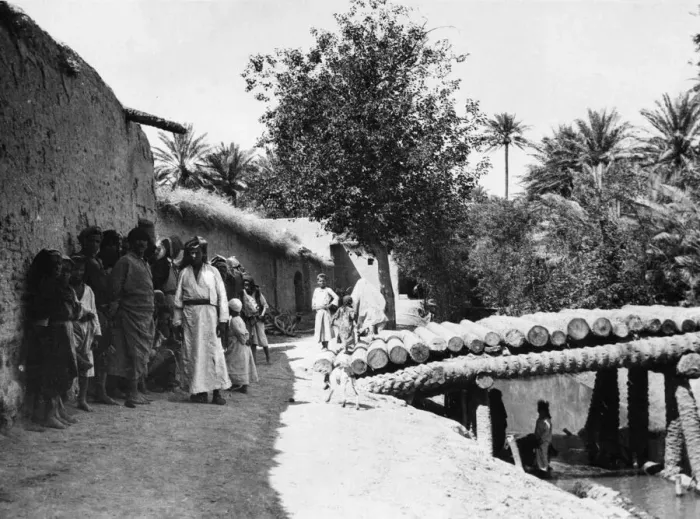 Framed Print : A scene in a village beyond Baghdad as the British army advance in Mesopotamia Framed Print : A scene in a village beyond Baghdad as the British army advance in Mesopotamia