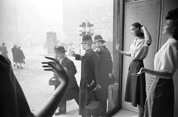 Framed Print : Scenes from inside the shop window at Peter Robinsons Department Store, London Framed Print : Scenes from inside the shop window at Peter Robinsons Department Store, London