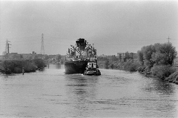 Scenes around Manchester Docks. 12th June 1967
