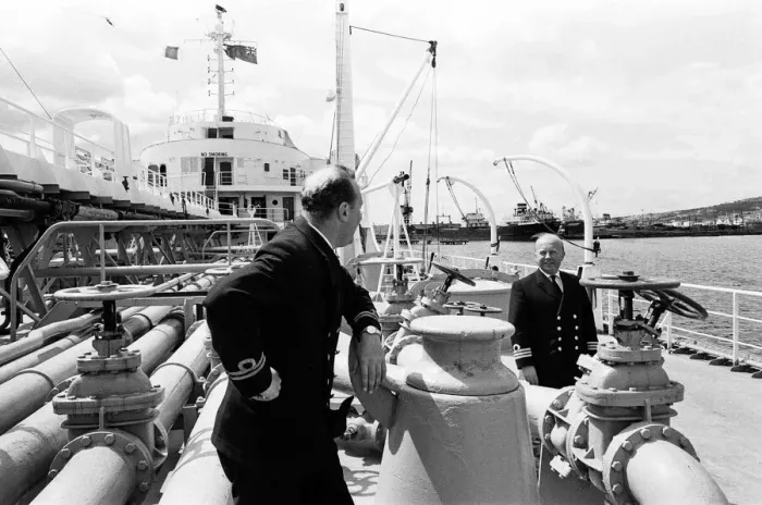 Framed Print : Scenes at Swansea Docks, Wales. 7th August 1967 Framed Print : Scenes at Swansea Docks, Wales. 7th August 1967