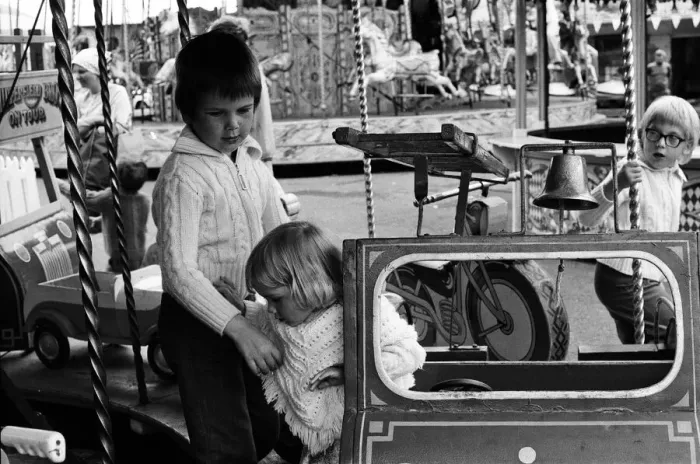 Framed Print : Scenes at Weymouth Fairground, Dorset. 14th July 1977