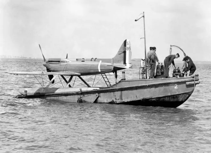 Framed Print : Schneider Trophy Race 1931. The Supermarine Rolls-Royce Seaplane S. 6. B Framed Print : Schneider Trophy Race 1931. The Supermarine Rolls-Royce Seaplane S. 6. B