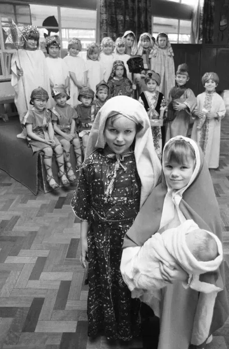Framed Print : Schoolchildren play out the Nativity during their Festival of Christmas. December 1982 Framed Print : Schoolchildren play out the Nativity during their Festival of Christmas. December 1982