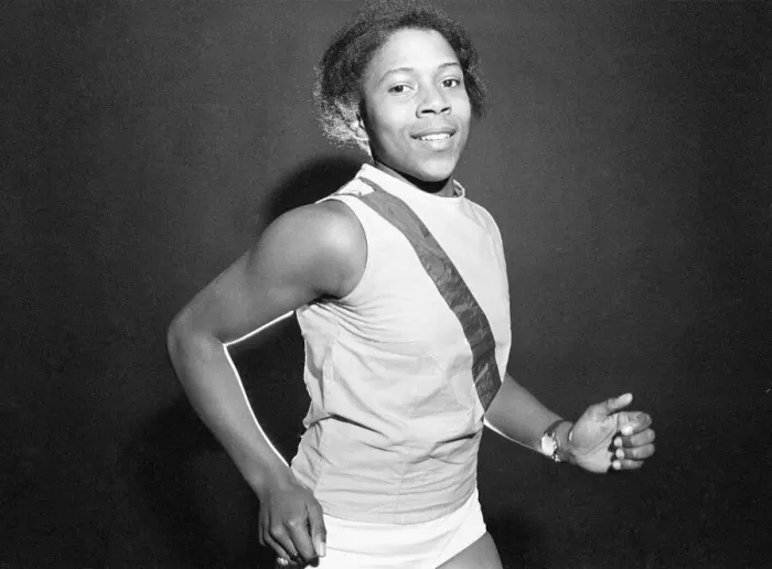 Framed Print : Schoolgirl runner Sonia Lannaman, aged 14, pictured in her running outfit at her home in Framed Print : Schoolgirl runner Sonia Lannaman, aged 14, pictured in her running outfit at her home in