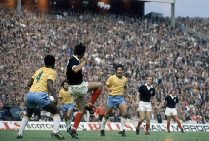 Framed Print : Scotland v Brazil, International friendly at Hampden Park, Glasgow, 30th June 1973