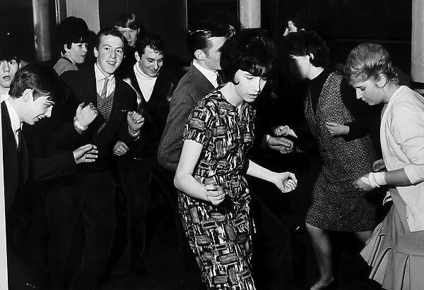 Scotlands first Beatles fan club opened in Glasgow Teenagers from all over the city