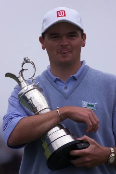 Framed Print : Scotlands Paul Lawrie holding the claret jug after winning the 1999 British Open Framed Print : Scotlands Paul Lawrie holding the claret jug after winning the 1999 British Open