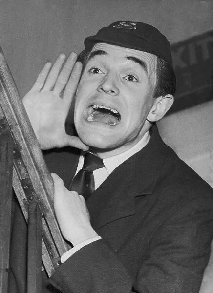 Scottish comedian and performer Jimmy Logan, July 1954