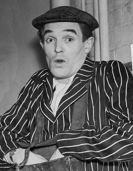Scottish comedian and performer Jimmy Logan, March 1953