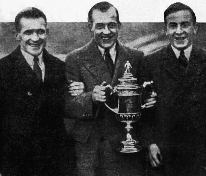Framed Print : Scottish Cup Final Rangers versus Partick Thistle April 1930 Framed Print : Scottish Cup Final Rangers versus Partick Thistle April 1930