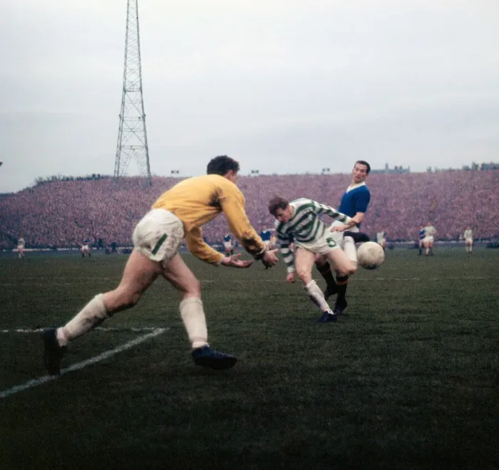Framed Print : Scottish Cup Final Replay 1963 Rangers versus Celtic Celtic keeper Frank