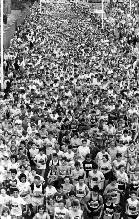Framed Print : A sea of faces at the mass start of the Junior Great North Run in Gateshead Framed Print : A sea of faces at the mass start of the Junior Great North Run in Gateshead