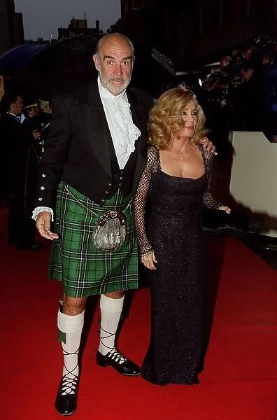 Sean Connery Actor April 98 Arriving for the BAFT Aawards 1998 with wife