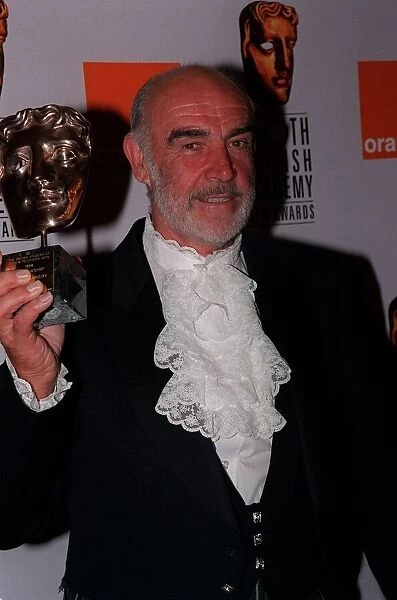 Sean Connery Actor April 98 At the BAFTA awards holding award