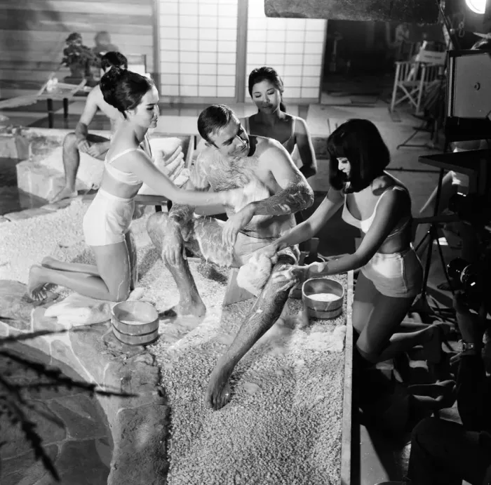 Framed Print : Sean Connery on the set of You Only Live Twice'at Pinewood Studios Framed Print : Sean Connery on the set of You Only Live Twice'at Pinewood Studios