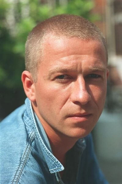 SEAN PERTWEE, ACTOR, IN PHOTOCALL 09  /  07  /  1989