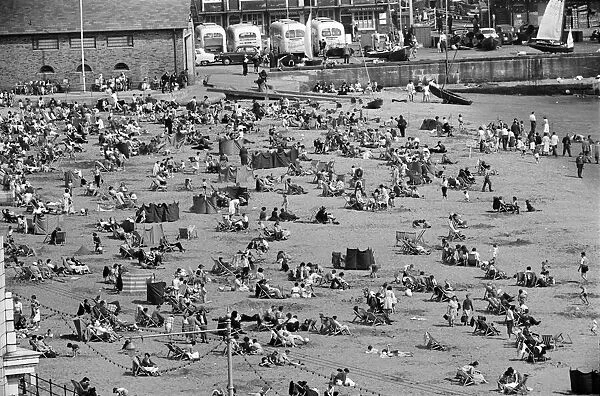 Seaside scenes in Scarborough, North Yorkshire. 31st August 1958