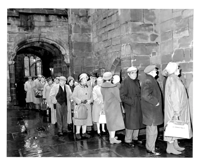 Framed Print : Seasonal goodwill and cheer began for hundreds of old age pensioners in Coventry today Framed Print : Seasonal goodwill and cheer began for hundreds of old age pensioners in Coventry today