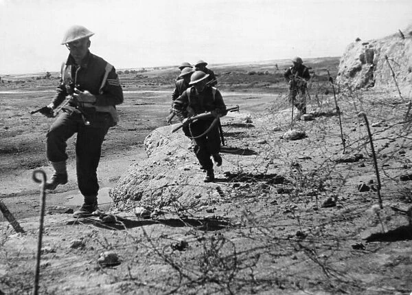 Second World War, North Africa Campaign. British troops advance on the Mareth line in