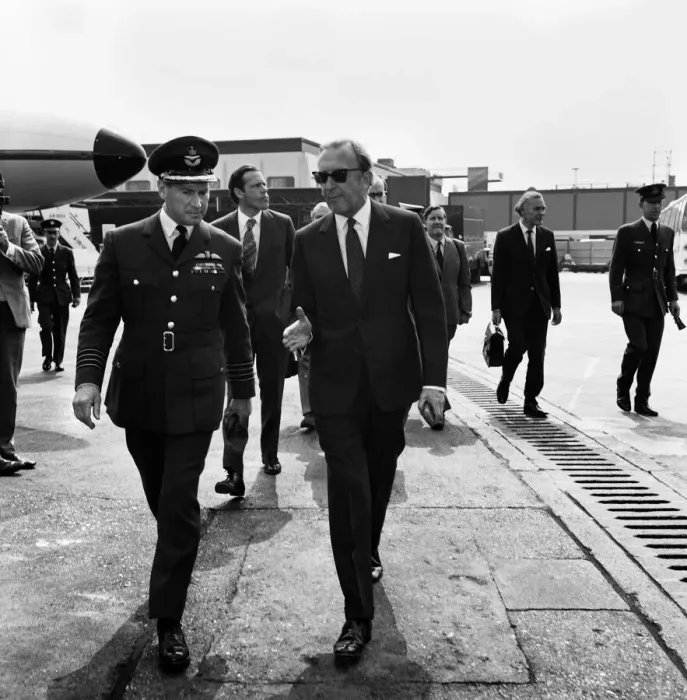Framed Print : Secretary of State for Defence Lord Carrington pictured leaving Heathrow Airport Framed Print : Secretary of State for Defence Lord Carrington pictured leaving Heathrow Airport