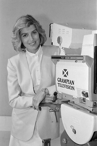 Selina Scott in a Grampian television studio. 11th September 1991