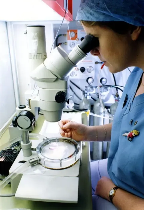Framed Print : Senior embryologist Jane Skelton using state-of-the-art micro manipulation equipment