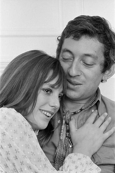 Serge Gainsbourg French composer musician 1969 with wife English actress Jane Birkin