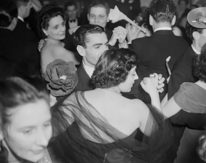 Framed Print : Shar of Persia dancing at Romes Excelsior Hotel. 1950 022074 / 3 Framed Print : Shar of Persia dancing at Romes Excelsior Hotel. 1950 022074 / 3