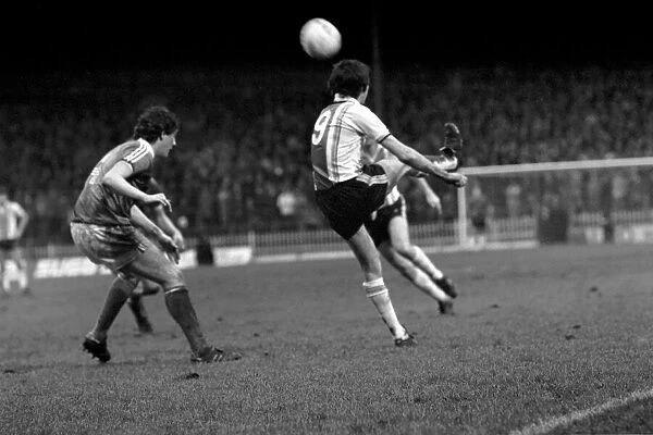 Sheffield United 0 v. Gillingham 1. Division Three Football. January 1981 MF01-11-007
