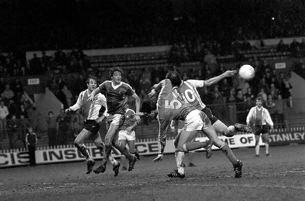 Sheffield United 0 v. Gillingham 1. Division Three Football. January 1981 MF01-11-016