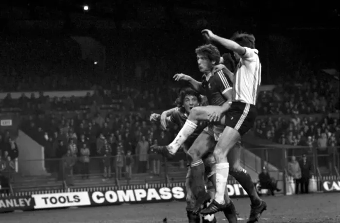 Framed Print : Sheffield United 0 v. Gillingham 1. Division Three Football. January 1981 MF01-11-012 Framed Print : Sheffield United 0 v. Gillingham 1. Division Three Football. January 1981 MF01-11-012