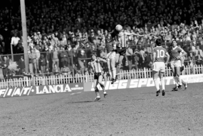Framed Print : Sheffield United 1 v. Bury 1. April 1982 MF06-27-005 Local Caption Division 4