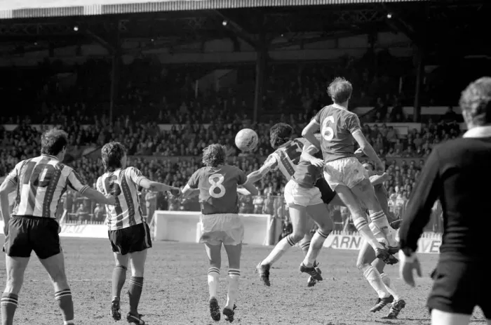 Framed Print : Sheffield United 1 v. Bury 1. April 1982 MF06-27-045 Local Caption Division 4 Framed Print : Sheffield United 1 v. Bury 1. April 1982 MF06-27-045 Local Caption Division 4