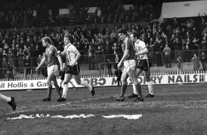 Framed Print : Sheffield United 2 v. Millwall 1. Division Three Football. March 1981 MF02-09-011 Framed Print : Sheffield United 2 v. Millwall 1. Division Three Football. March 1981 MF02-09-011