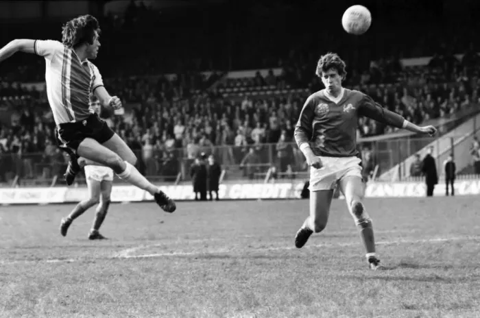 Framed Print : Sheffield United 2 v. Millwall 1. Division Three Football. March 1981 MF02-09-004 Framed Print : Sheffield United 2 v. Millwall 1. Division Three Football. March 1981 MF02-09-004