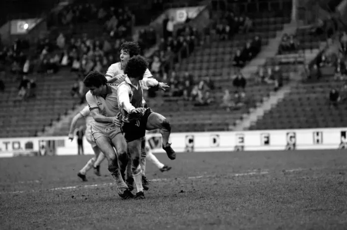 Framed Print : Sheffield United 2 v. Reading 0. Division Three Football. February 1981 MF01-26-023 Framed Print : Sheffield United 2 v. Reading 0. Division Three Football. February 1981 MF01-26-023