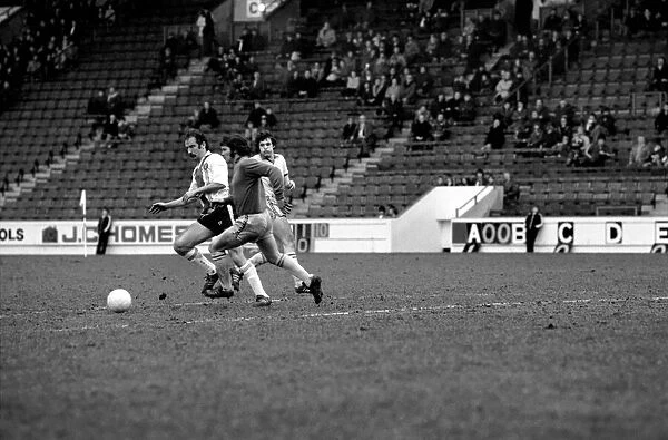 Sheffield United 2 v. Reading 0. Division Three Football. February 1981 MF01-26-025