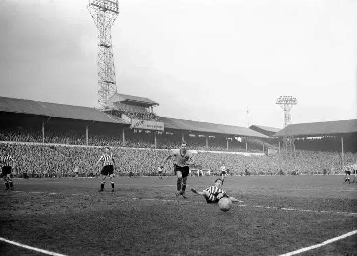 Framed Print : Sheffield United v. Norwich City, 28th February 1959 Framed Print : Sheffield United v. Norwich City, 28th February 1959