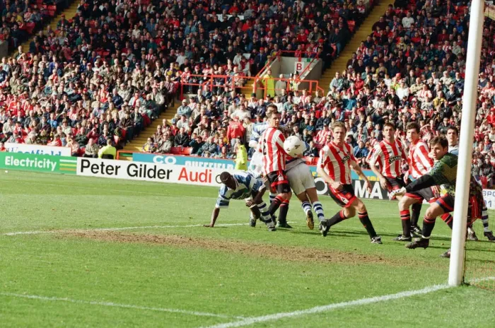 Framed Print : Sheffield United v Reading, final score 2-0 to Sheffield United. League Division 1 Framed Print : Sheffield United v Reading, final score 2-0 to Sheffield United. League Division 1